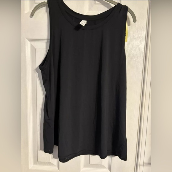 Women’s All In Motion Workout Tank Black XXL BNWT - Picture 1 of 3